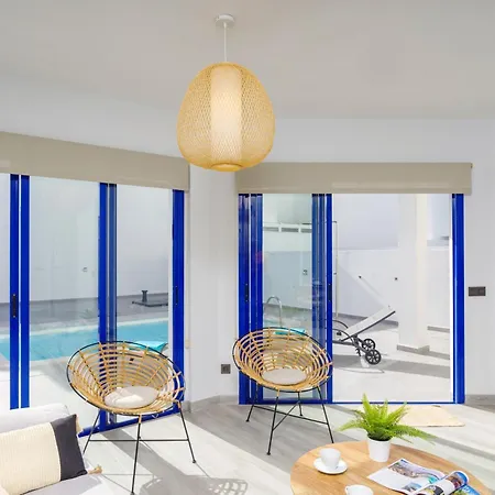 Montalban By 普拉亚布兰卡